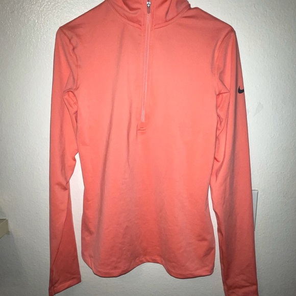 NWT NIKE SPORTS SHIRT SIZE M - Picture 12 of 14